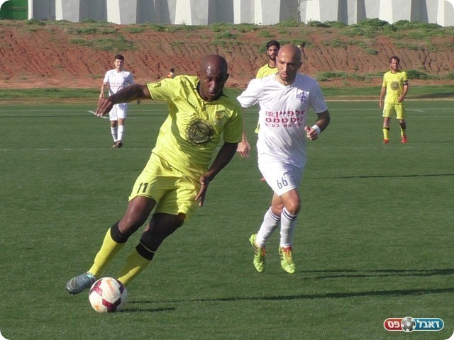 דוס סנטוס. ירצה לשכוח את המשחק (שקד מורג)